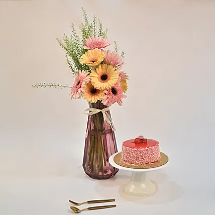 Magical Arrangement With Cake