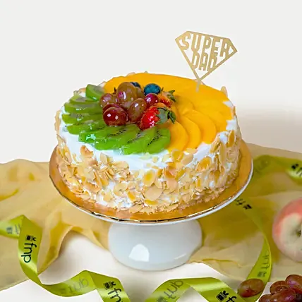 Yummy Fruit Cake for Fathers Day: Fathers Day Cake Hugo