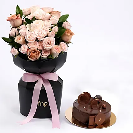 Roses Beauty Arrangement with Cake